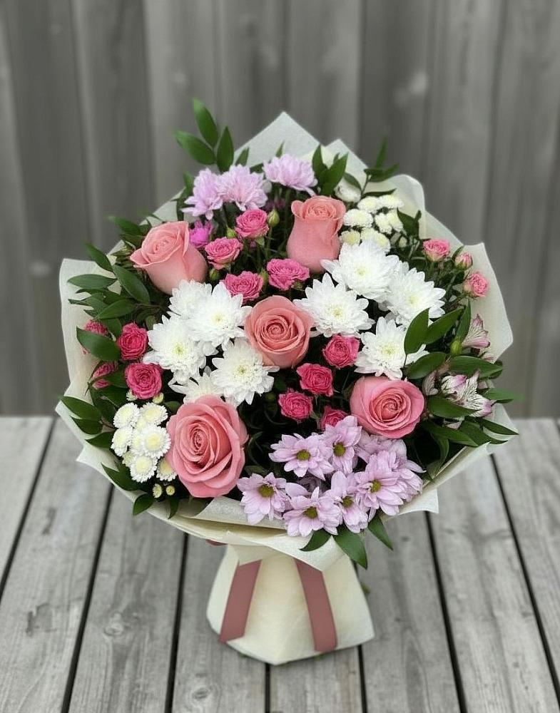 Букет цветов из: Альстромерии, Гвоздики, Розы и Хризантемы в Барково