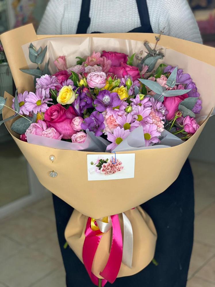 Букет цветов из: Хризантемы, Гвоздики и Альстромерии в Барково