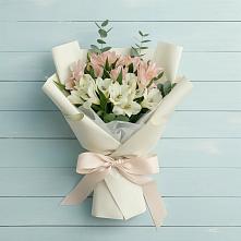 Букет цветов из:  Альстромерии в Барково