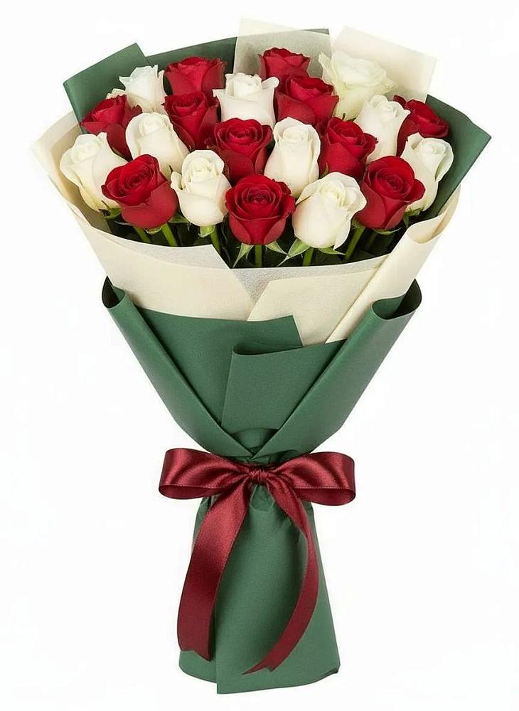Букет Микс из красных и белых роз в Барково