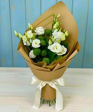 Букет цветов из:  Хризантемы и Лизиантусы в Барково