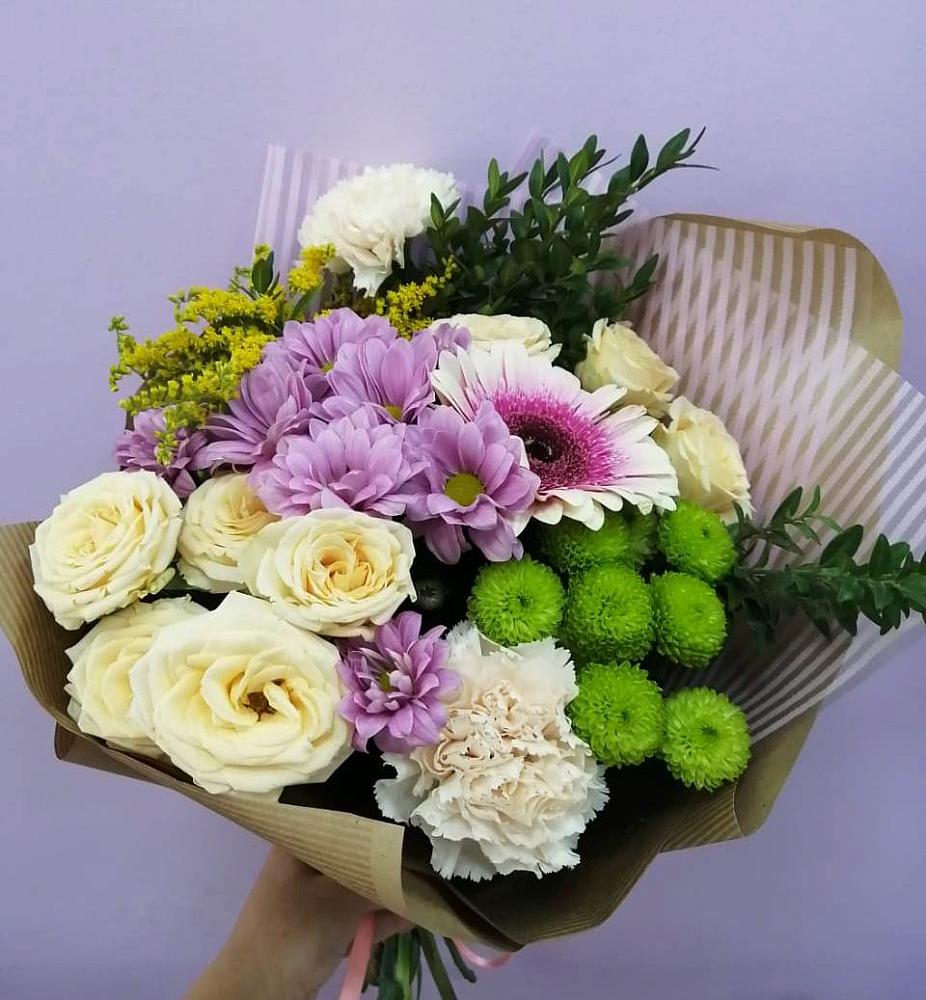 Букет цветов из: Хризантемы, Розы, Гвоздики и Герберы в Барково