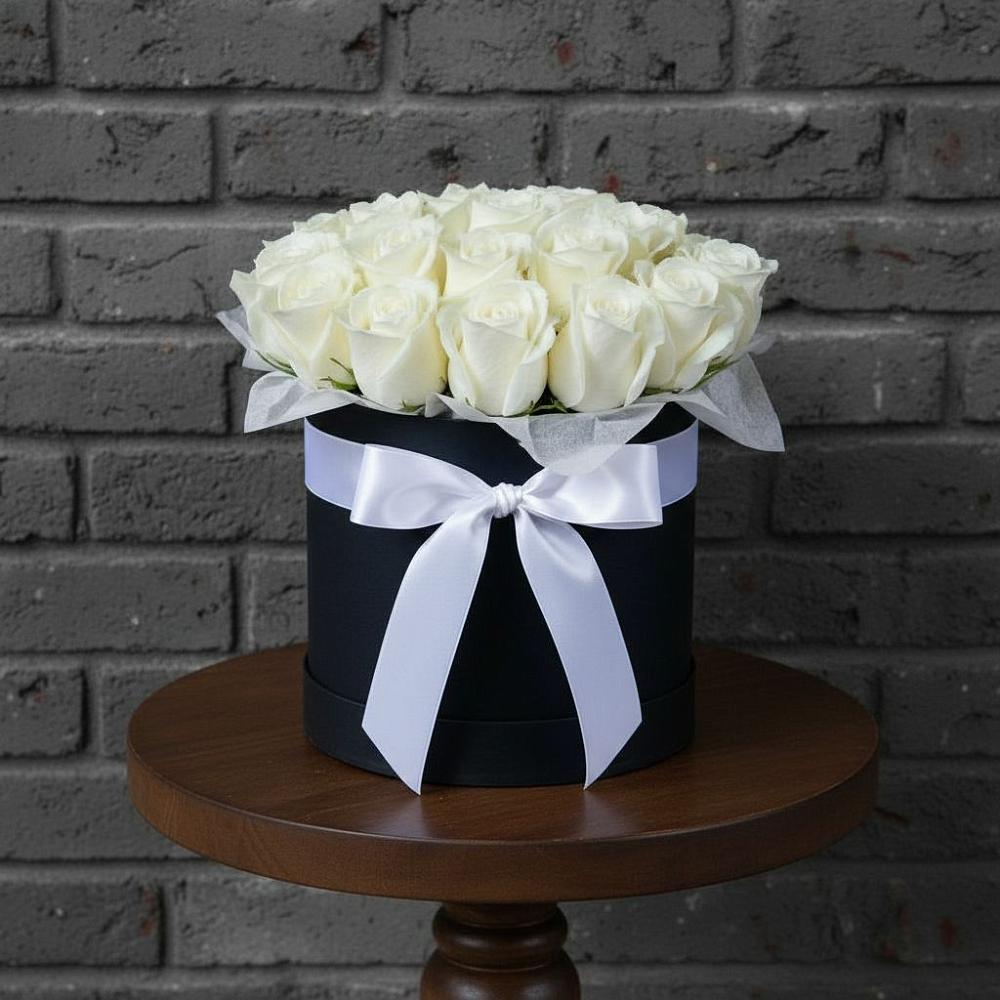 Цветочная композиция из Розы в шляпной коробке в Барково